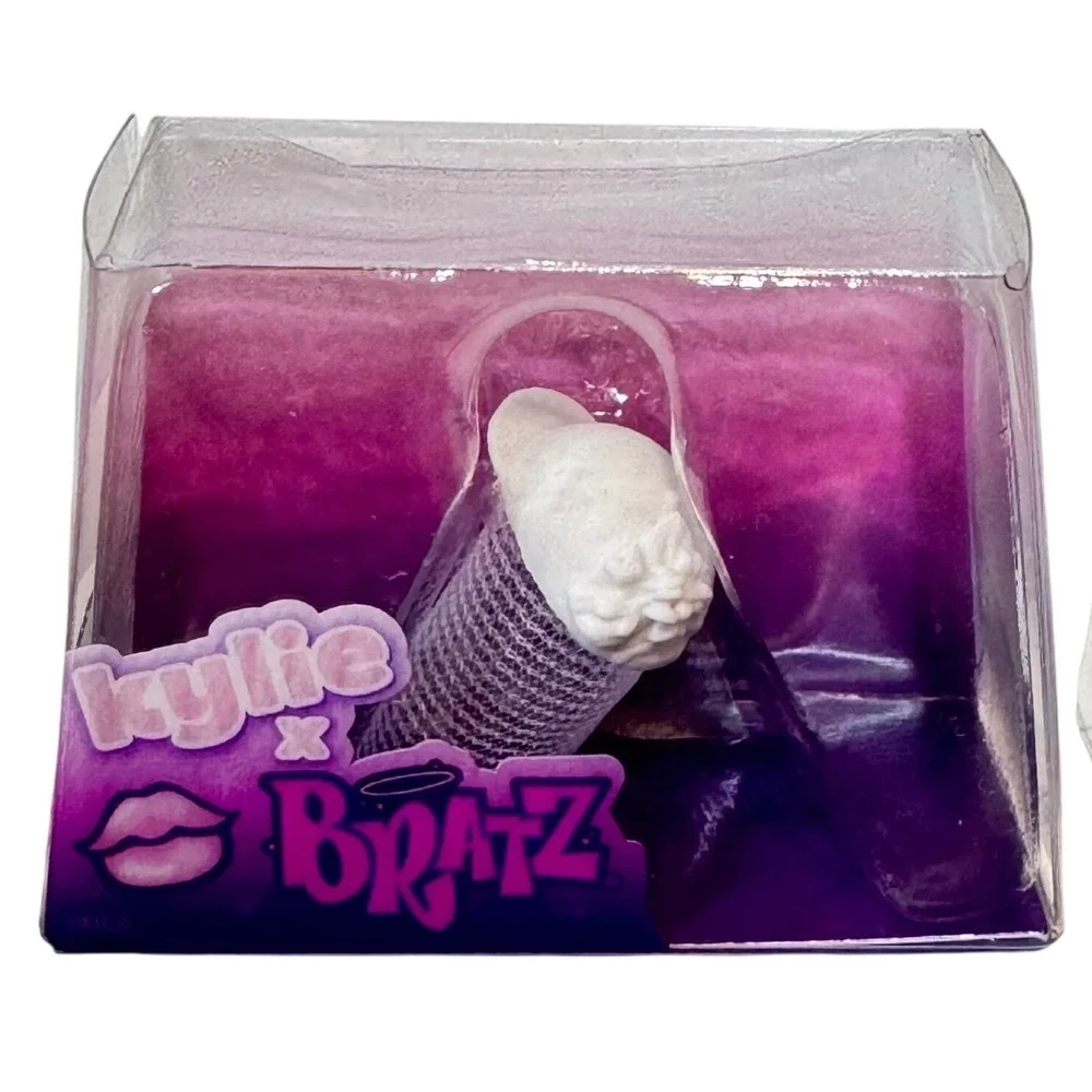 Bratz Mini Series 1 Kylie Jenner 2